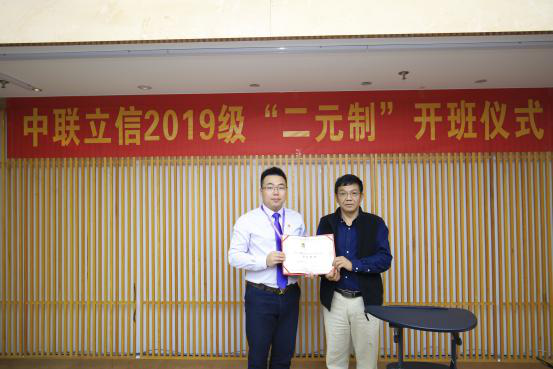 1573783201811106.png blob.png