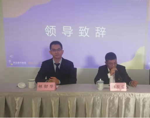 1573783457355958.png blob.png