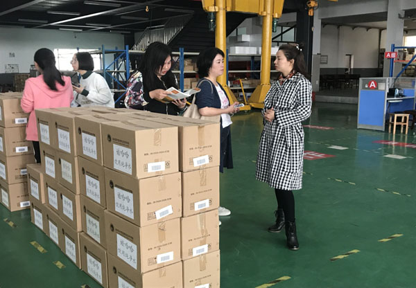 1524878577985298.jpg 02.jpg