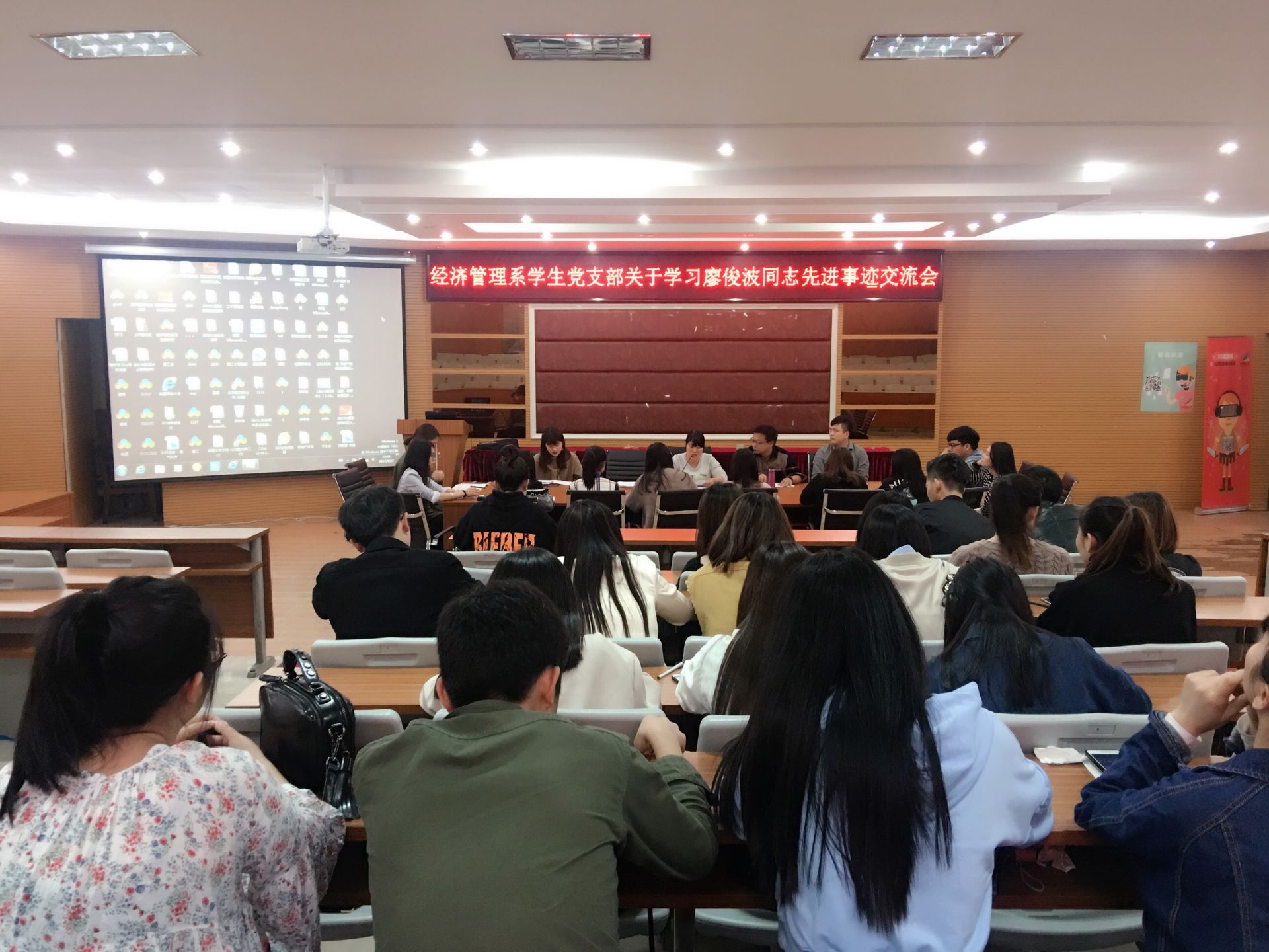 1493685476308580.png 1493685476308580.png