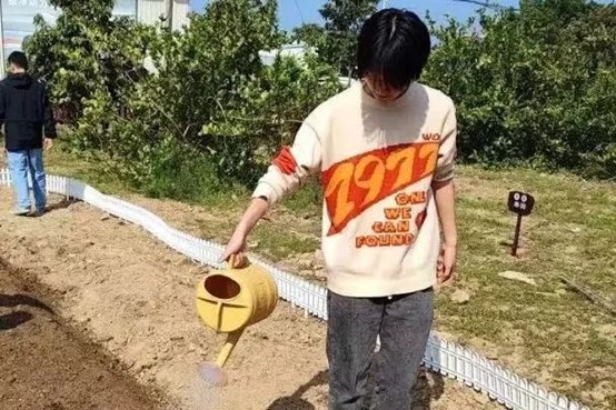图片9.jpg