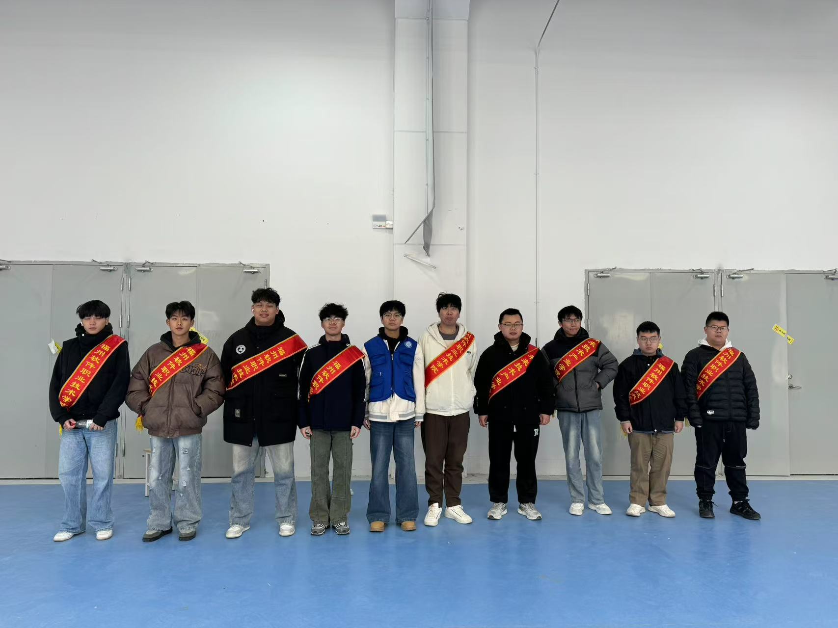践行“微行动”，共建文明校风