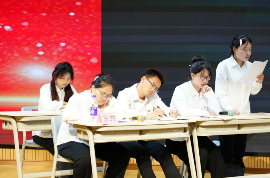 屏幕截图 2025-05-07 110948.png