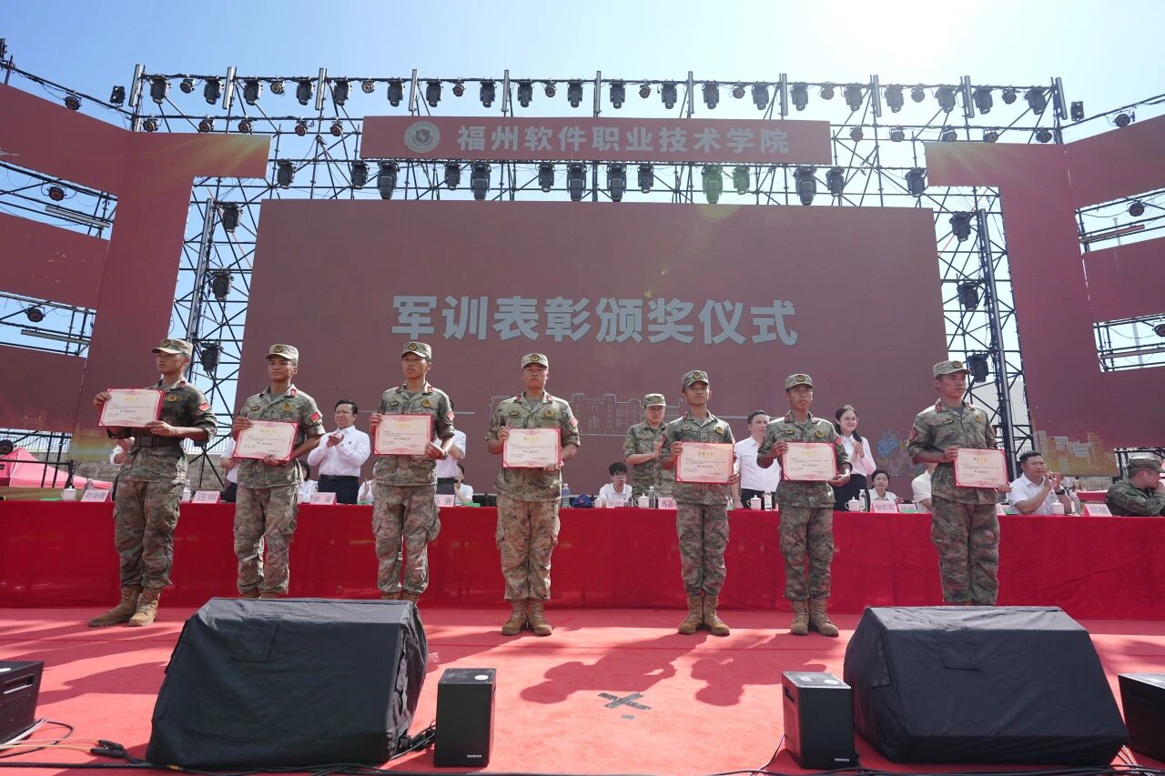 微信图片_2025-09-29_221546_007.jpg
