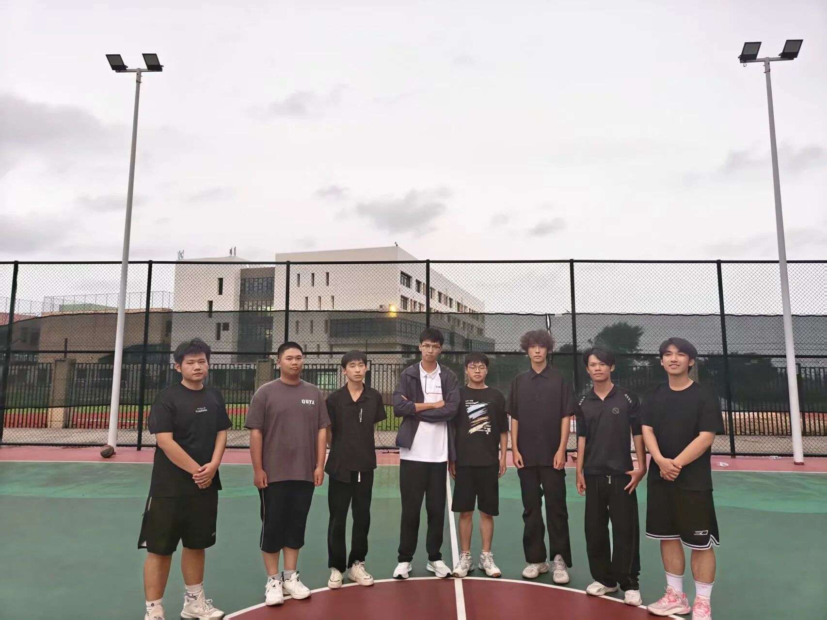 微信图片_2025-10-16_211302_736.jpg