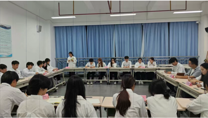 屏幕截图 2025-10-16 213524.png