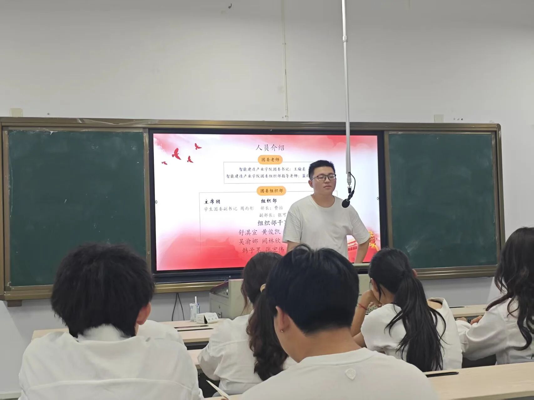 微信图片_2025-10-16_214127_630.jpg