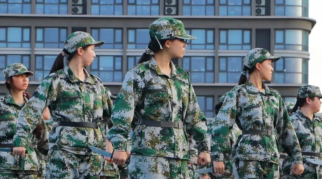 微信图片_2025-10-16_215506_877.jpg